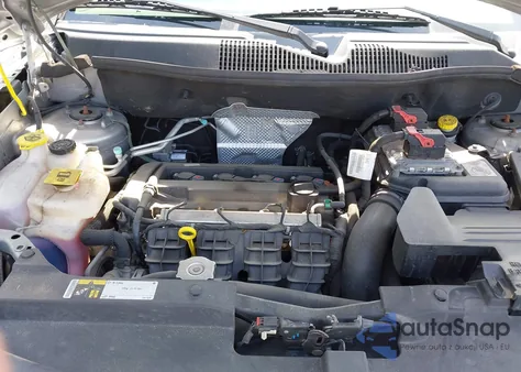 2016 Jeep Compass Latitude из США, поврежденный, VIN 1C4NJCEA9GD747590